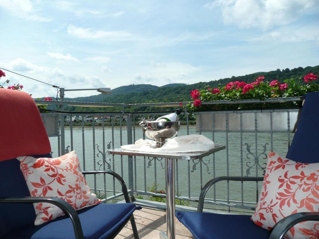 Hotel Garni Rheinpracht Kamp-Bornhofen Oda fotoğraf